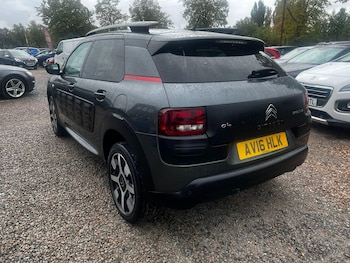 Used Citroen C4 Cactus 2016 for sale - 76486758: Photo