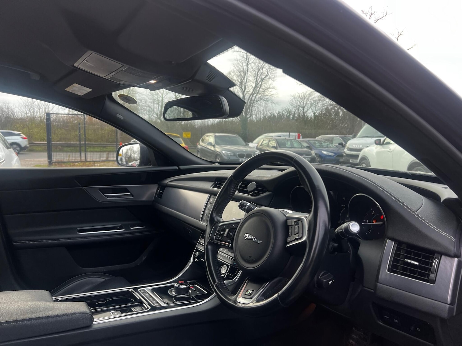 Used Jaguar XF 2017 for sale - 76898429: Photo 17