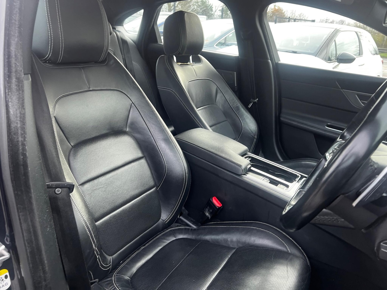 Used Jaguar XF 2017 for sale - 76898429: Photo 21