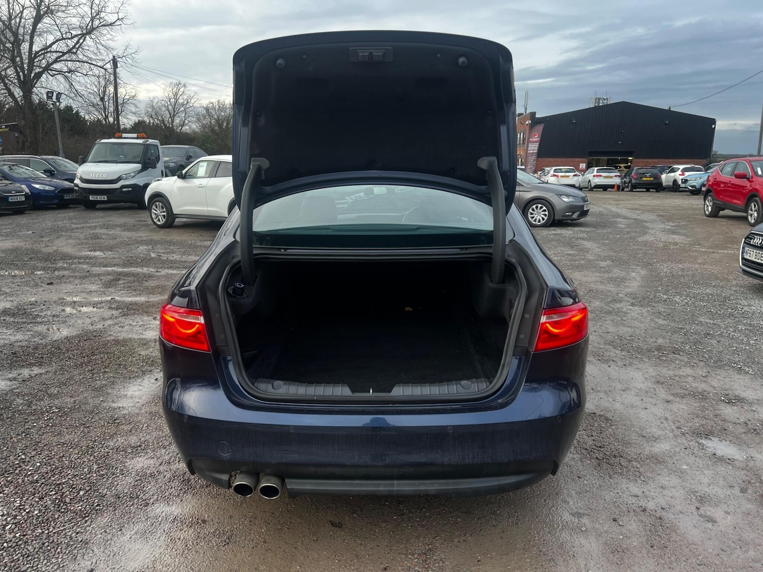 Used Jaguar XF 2017 for sale - 76898429: Photo 31