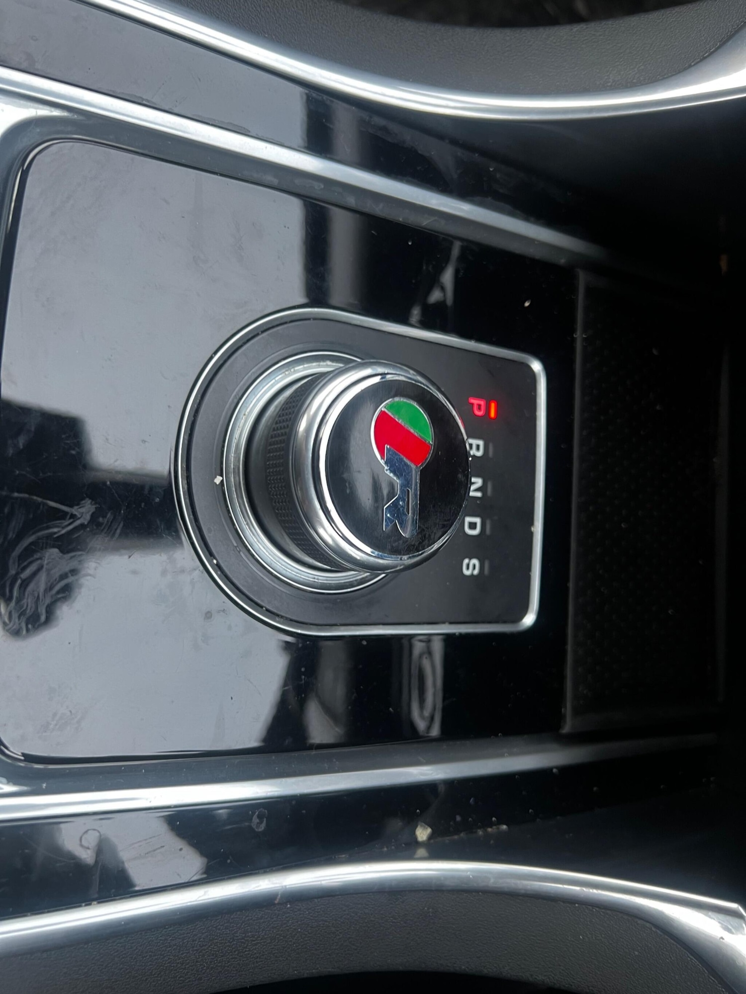 Used Jaguar XF 2017 for sale - 76898429: Photo 35