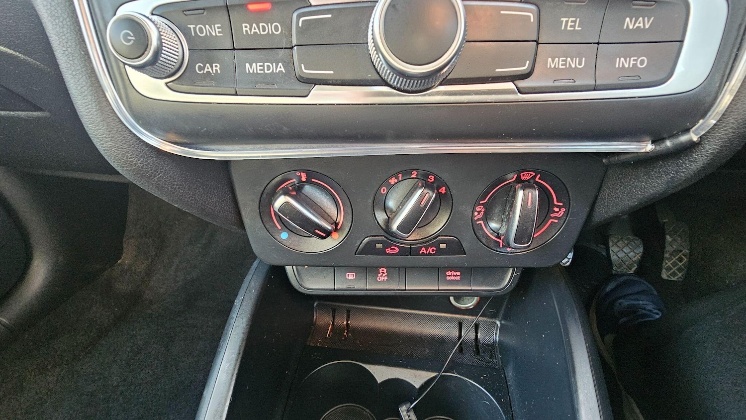 Used Audi A1 2015 for sale - 76935782: Photo 24