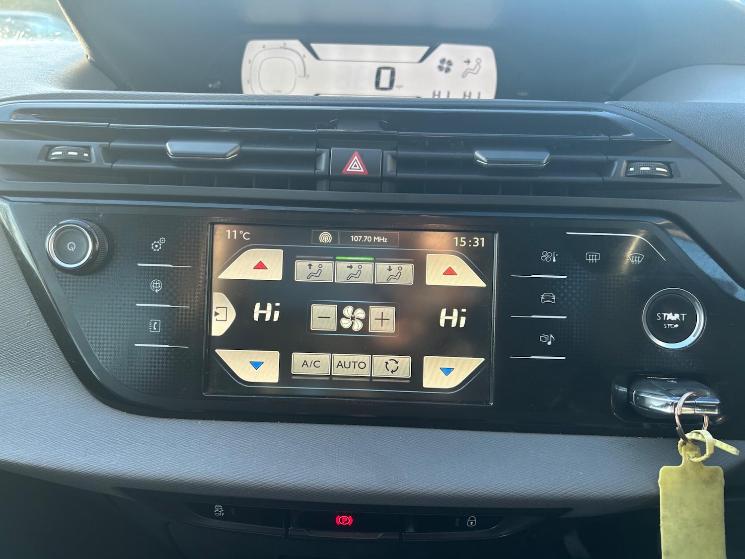 Used Citroen Grand C4 Picasso 2015 for sale - 77537923: Photo 43