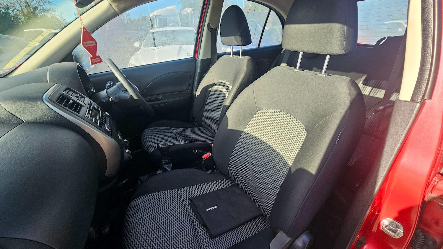 Used Nissan Micra 2015 for sale - 76898495: Photo 27