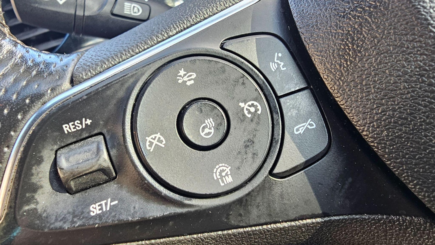 Used Vauxhall Insignia 2017 for sale - 76987951: Photo 32