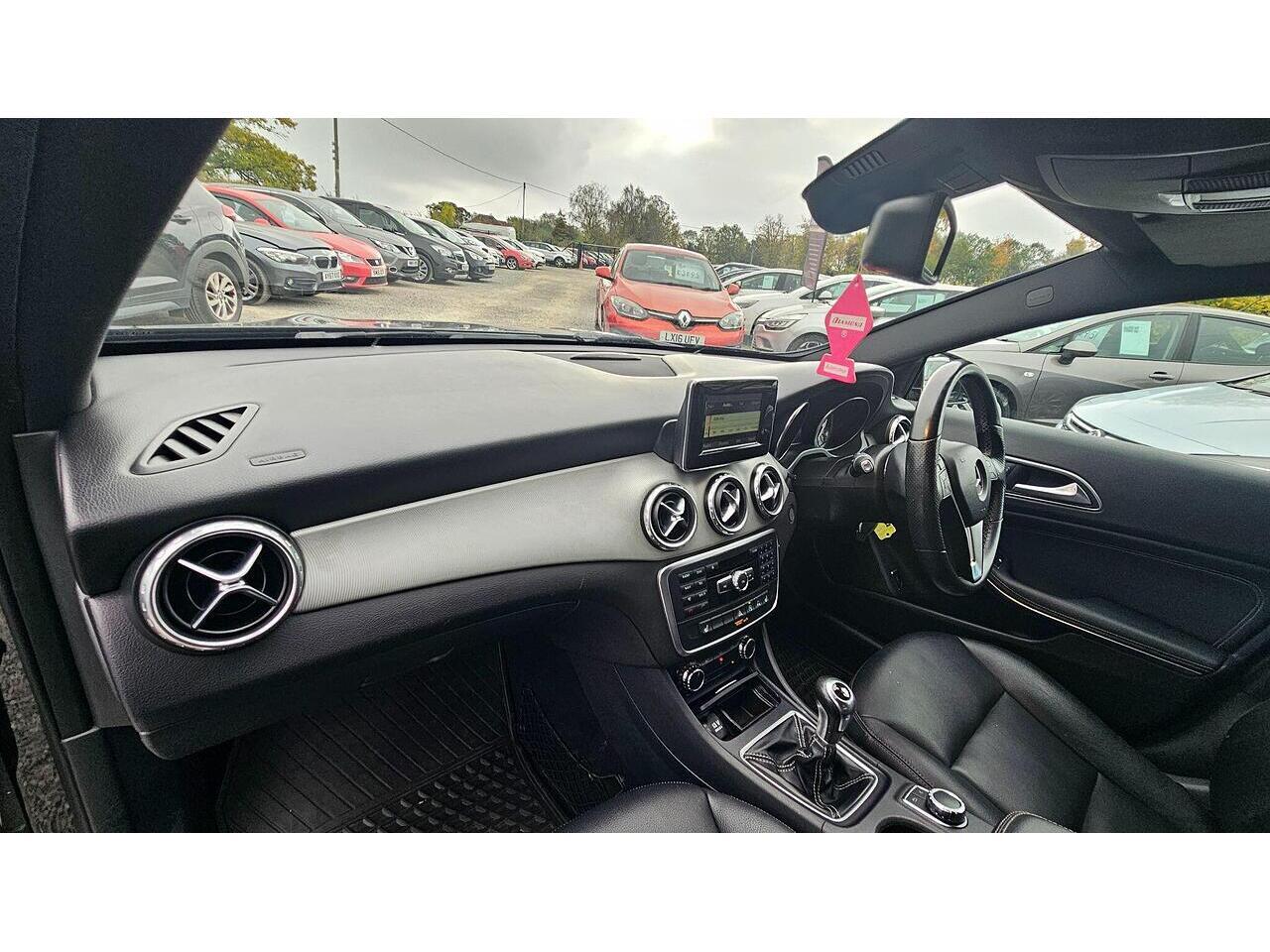 Used Mercedes-Benz GLA 2015 for sale - 76486716: Photo 26