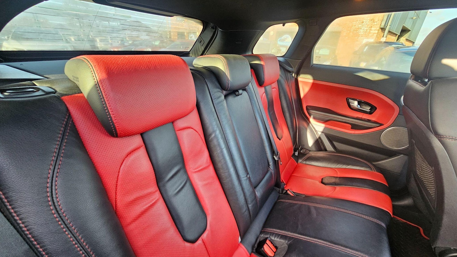 Used Land Rover Range Rover Evoque 2015 for sale - 76898719: Photo 17