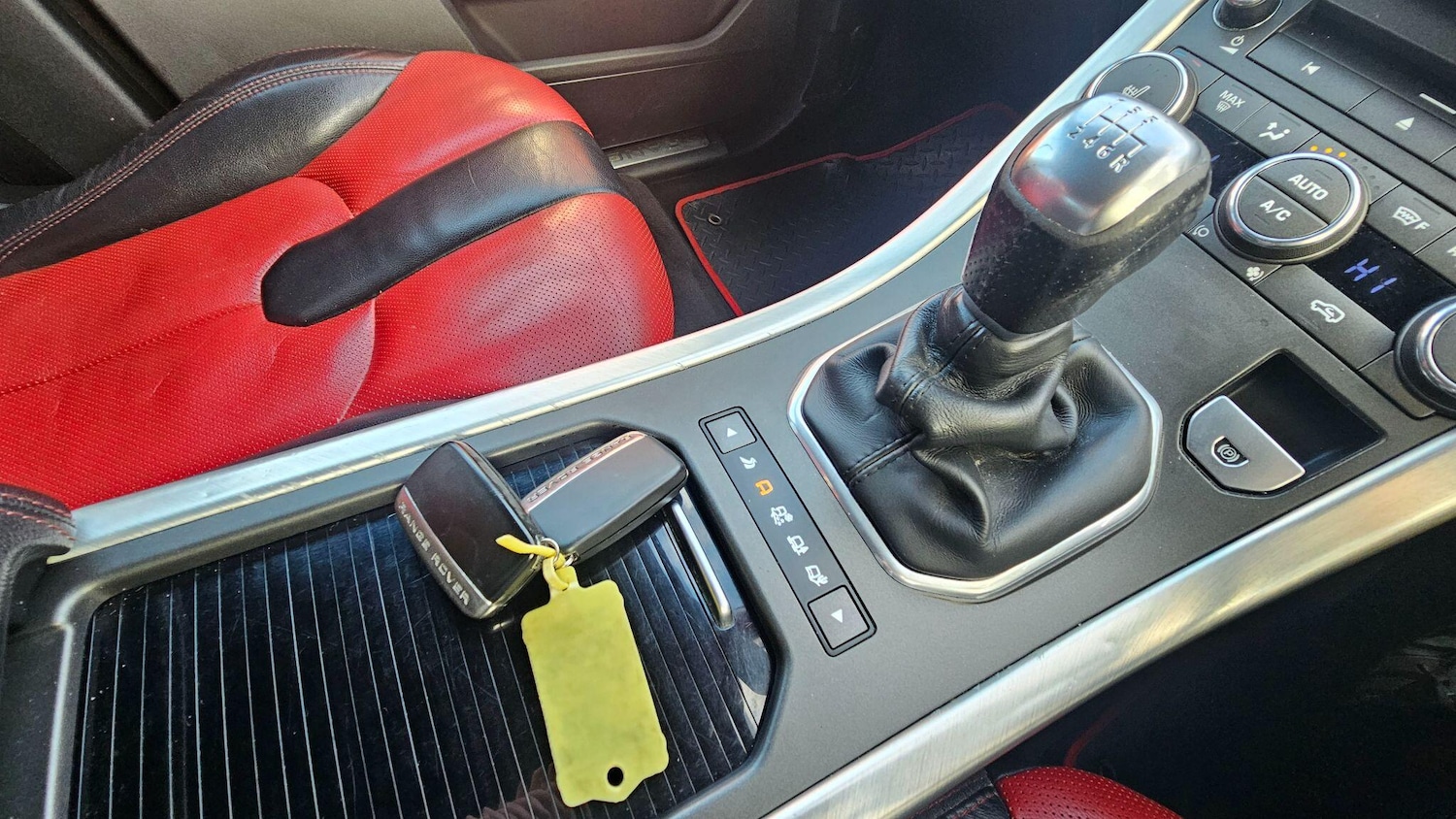 Used Land Rover Range Rover Evoque 2015 for sale - 76898719: Photo 27