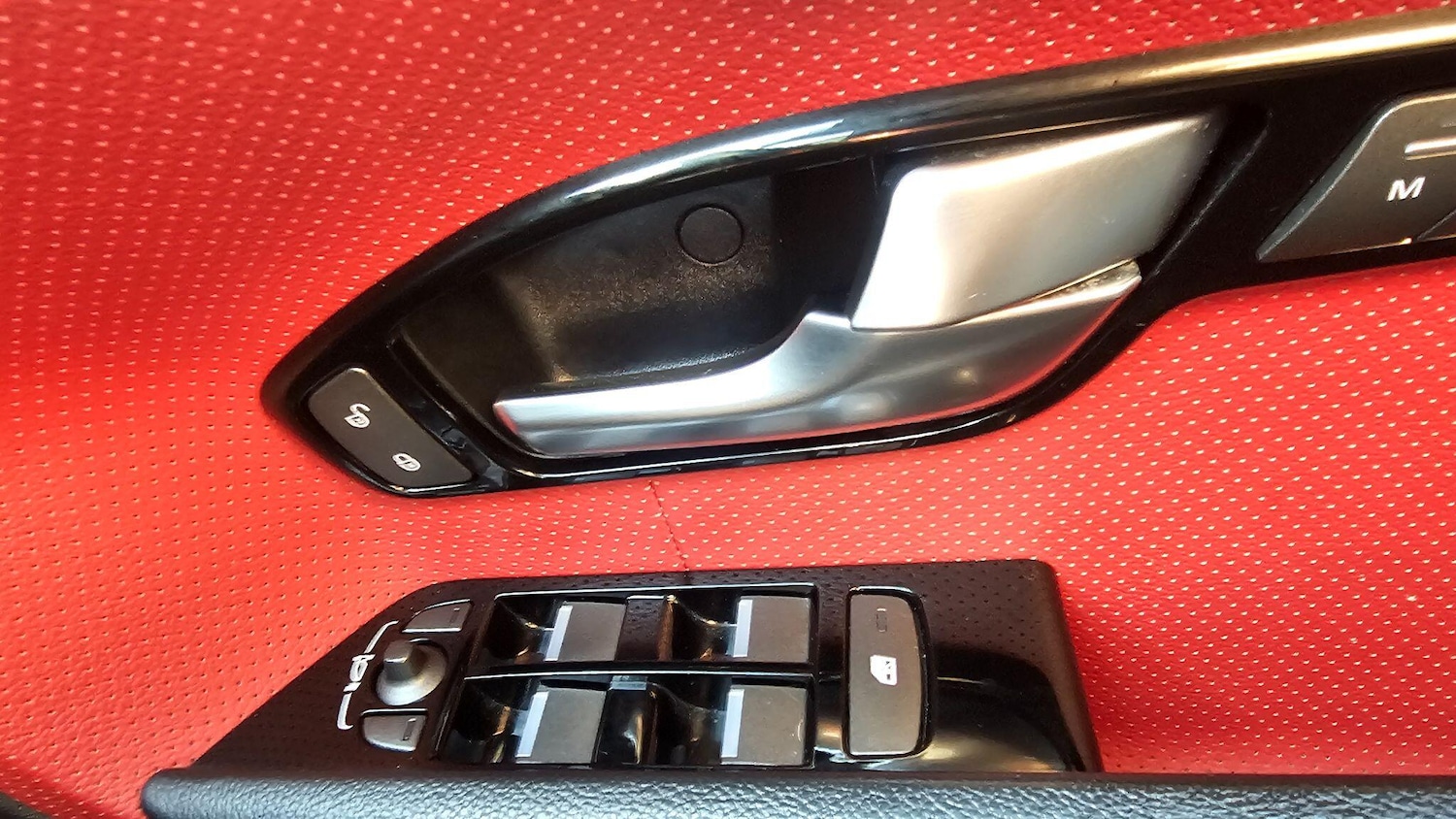 Used Land Rover Range Rover Evoque 2015 for sale - 76898719: Photo 35