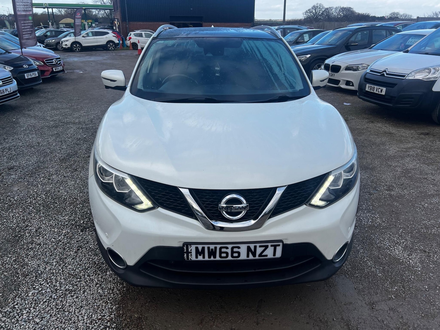 Used Nissan Qashqai 2016 for sale - 76912737: Photo 11