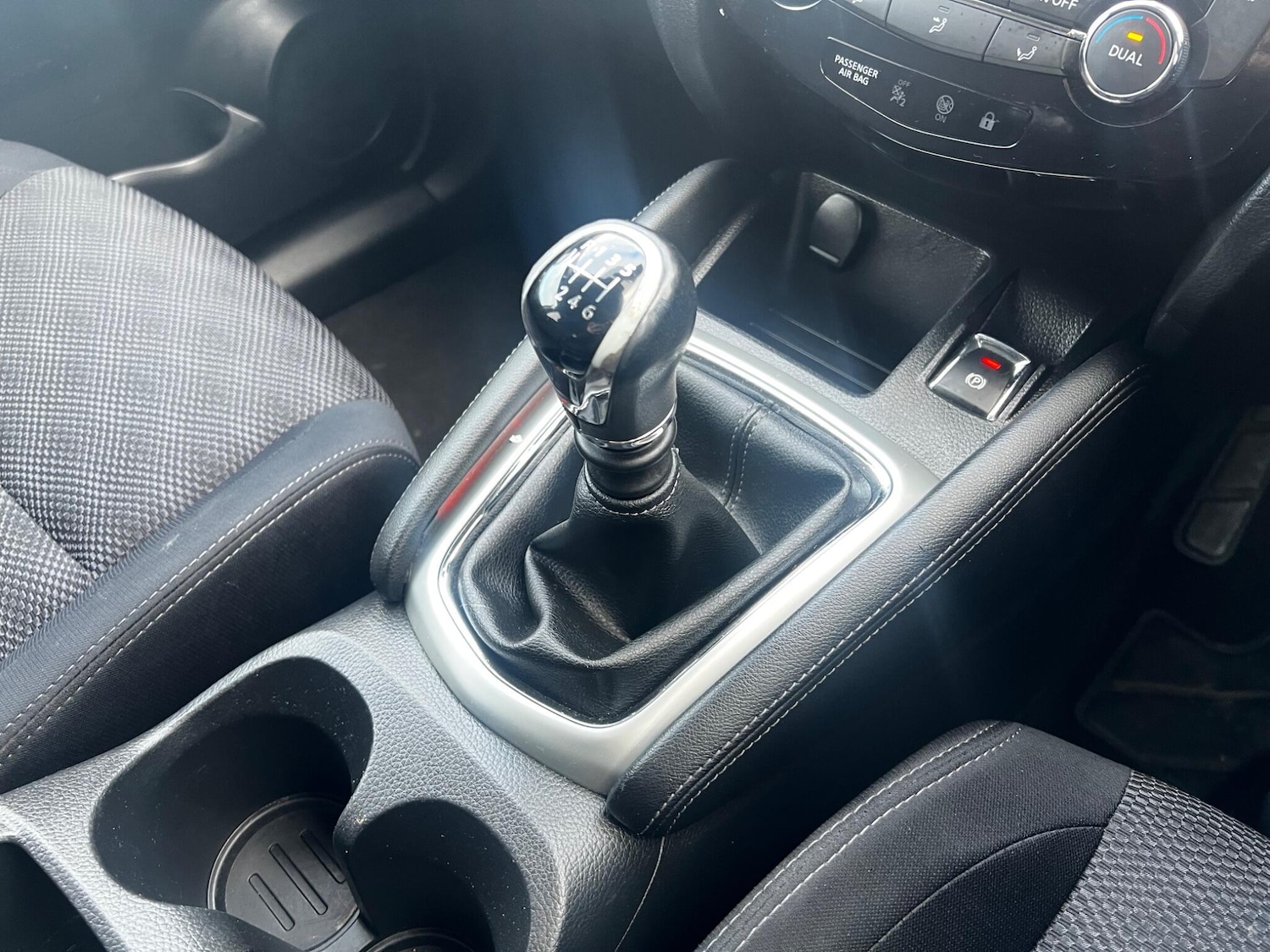 Used Nissan Qashqai 2016 for sale - 76912737: Photo 28