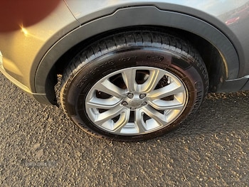 Used Land Rover Range Rover Evoque 2015 for sale - 77091977: Photo