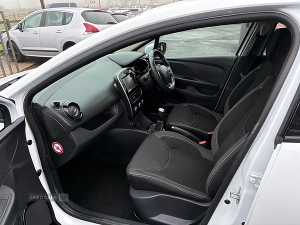 Used Renault Clio 2017 for sale - 76715813: Photo 4