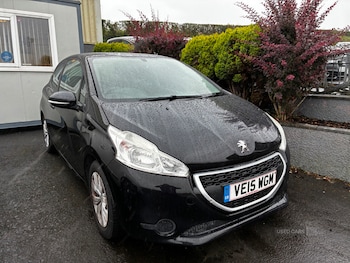 Used Peugeot 208 2015 for sale - 79085202: Photo