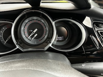 Used DS Automobiles DS 3 2016 for sale - 79085763: Photo