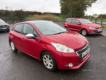 Used Peugeot 208 2014 for sale - 76201851: Photo