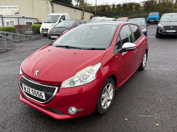 Used Peugeot 208 2014 for sale - 76201851: Photo 2