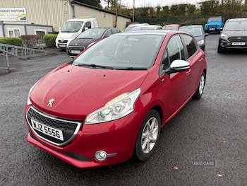 Used Peugeot 208 2014 for sale - 76201851: Photo