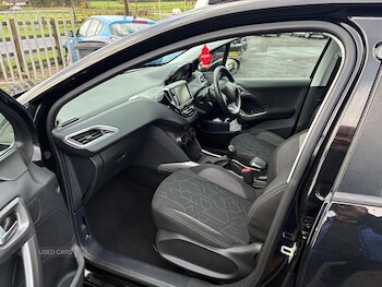 Used Peugeot 2008 2017 for sale - 76389451: Photo