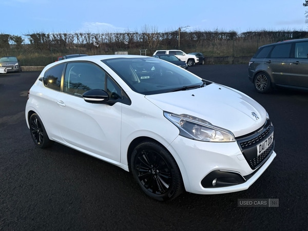 Used Peugeot 208 2017 for sale - 76977140: Photo 1