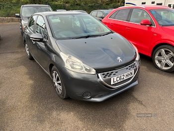 Used Peugeot 208 2013 for sale - 79083969: Photo