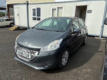 Used Peugeot 208 2013 for sale - 79083969: Photo