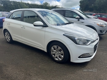 Used Hyundai i20 2015 for sale - 76338198: Photo