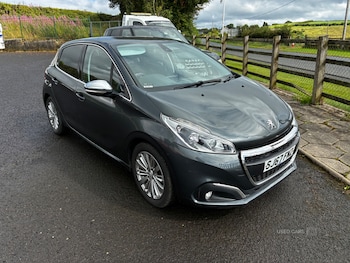 Used Peugeot 208 2017 for sale - 79454328: Photo