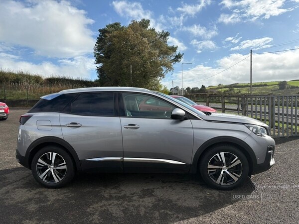 Used Peugeot 3008 2018 for sale - 76190285: Photo 2