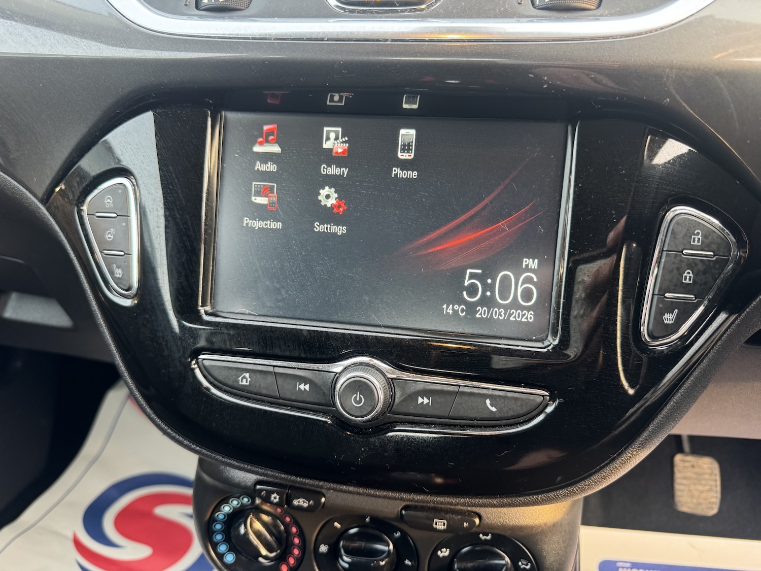 Used Vauxhall Corsa 2016 for sale - 77991794: Photo 2