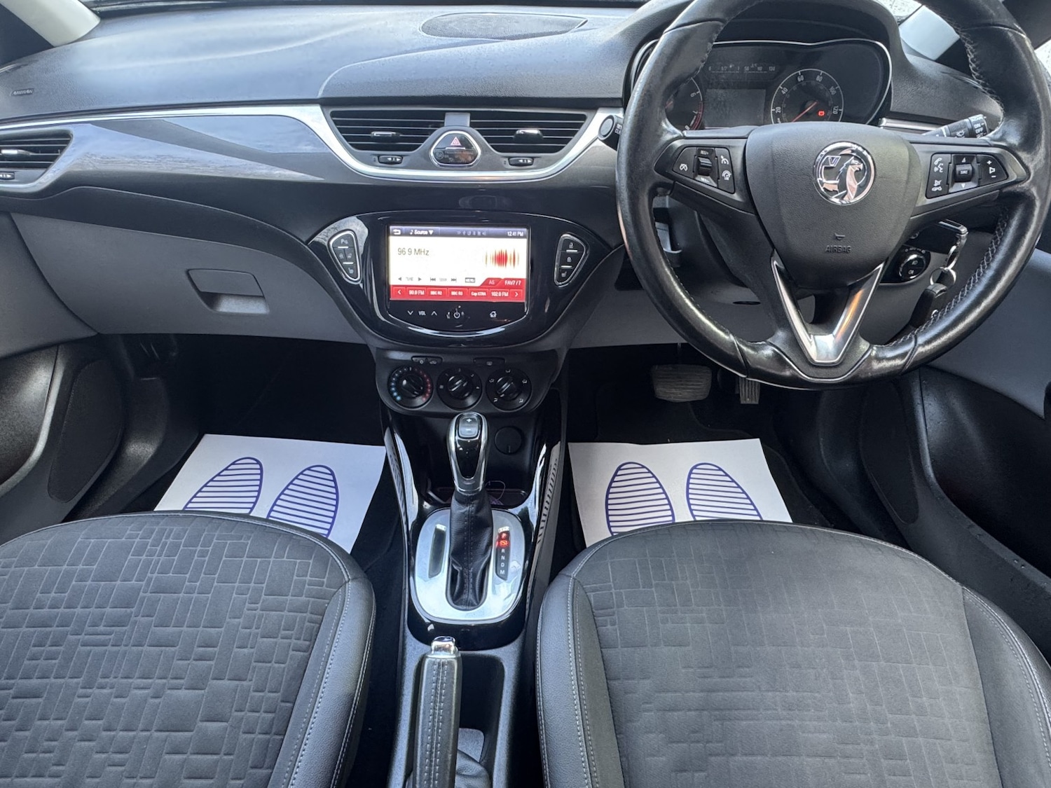 Used Vauxhall Corsa 2015 for sale - 77403666: Photo 36