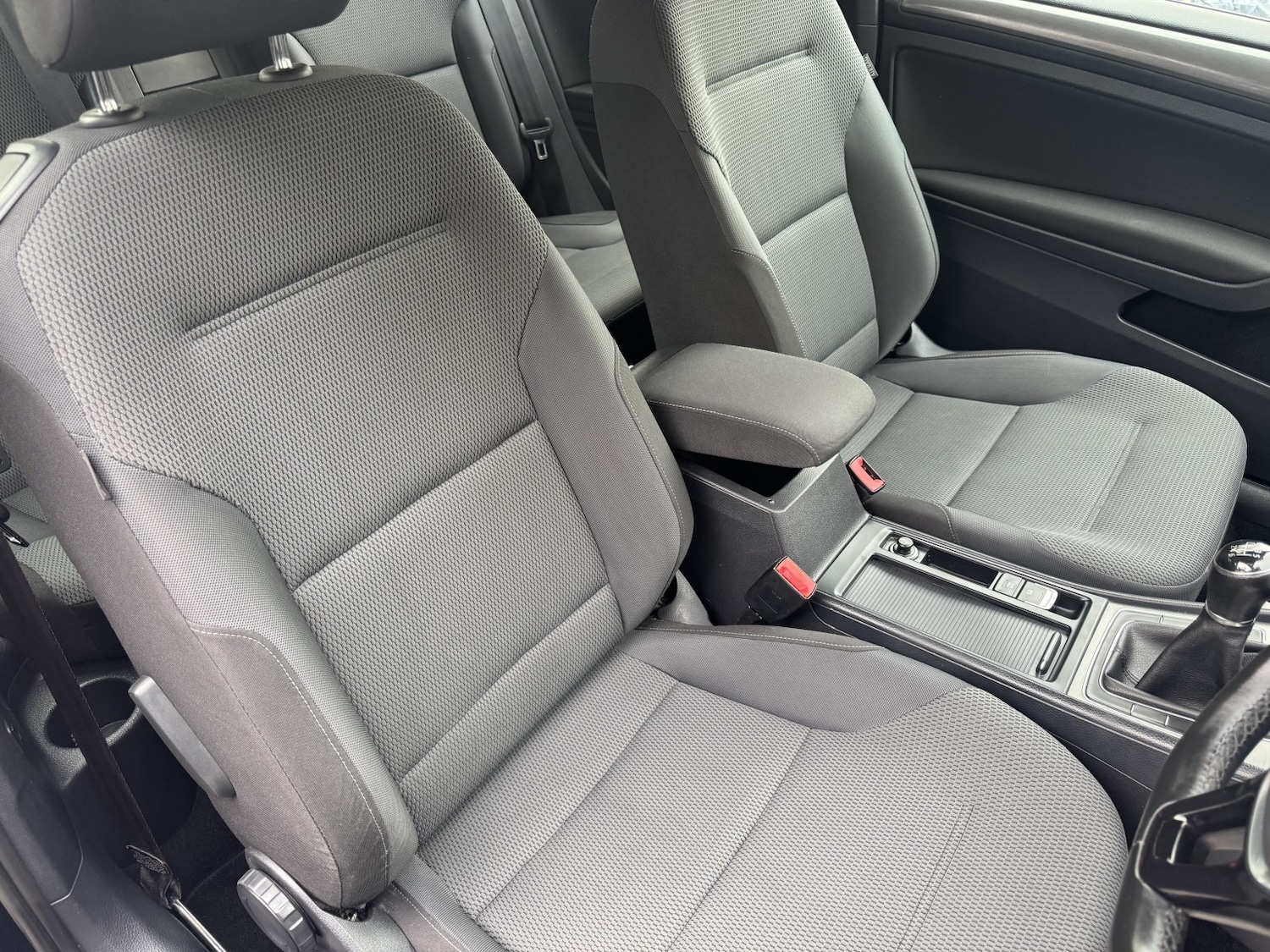 Used Volkswagen Golf 2013 for sale - 76488688: Photo 41