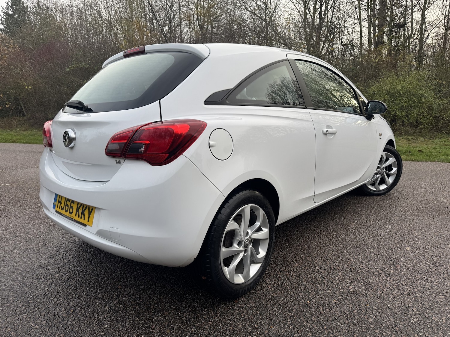 Used Vauxhall Corsa 2016 for sale - 76762174: Photo 7