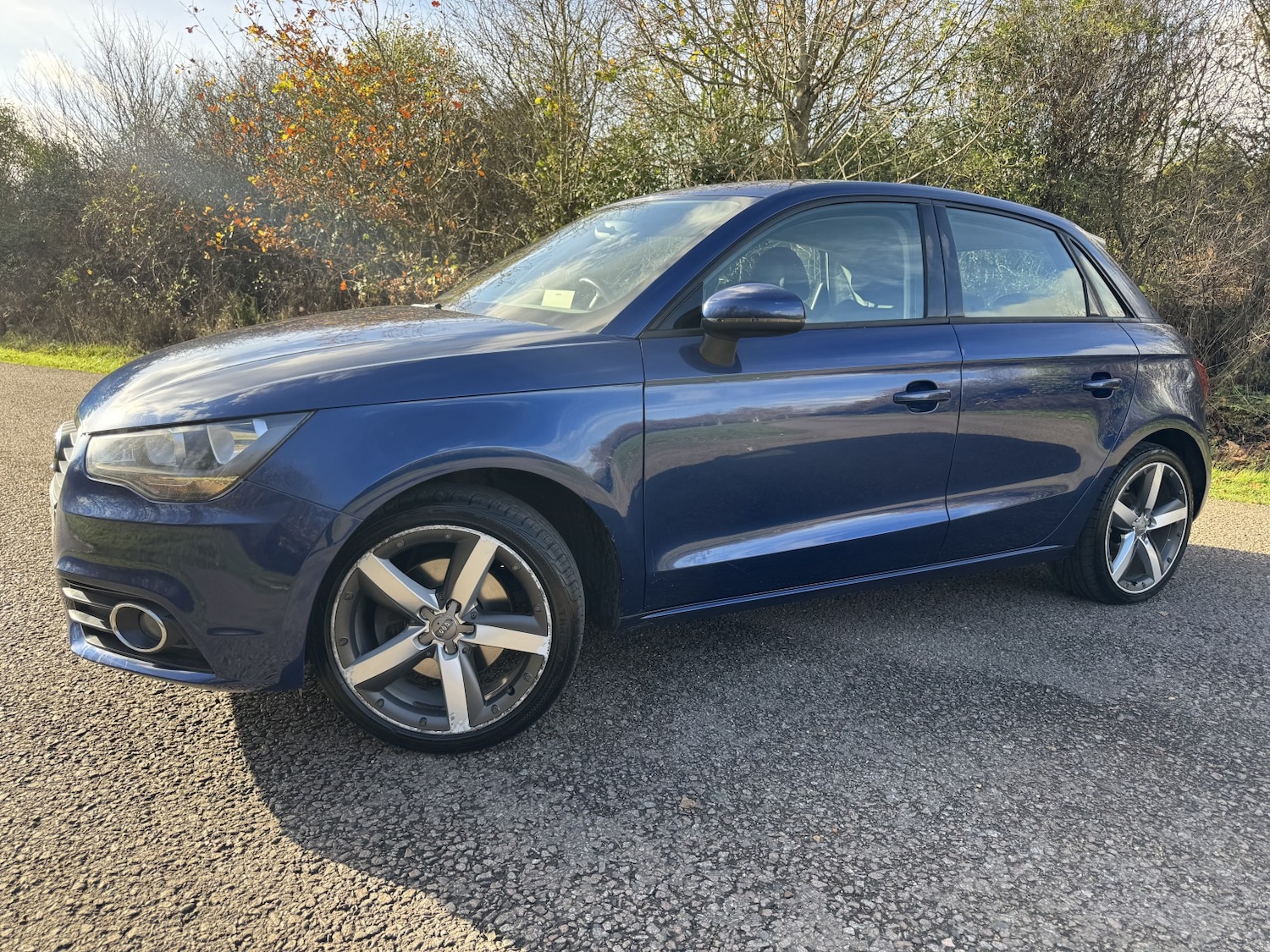 Used Audi A1 2013 for sale - 76762159: Photo 4
