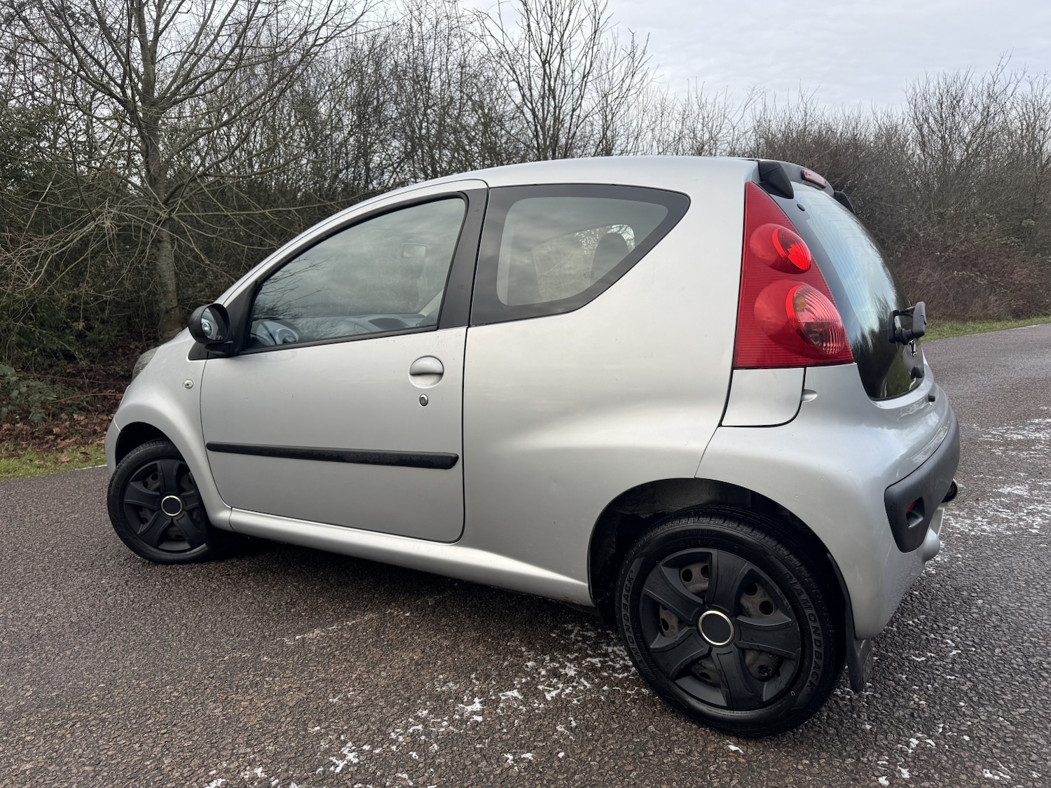 Used Peugeot 107 2011 for sale - 77233771: Photo 14