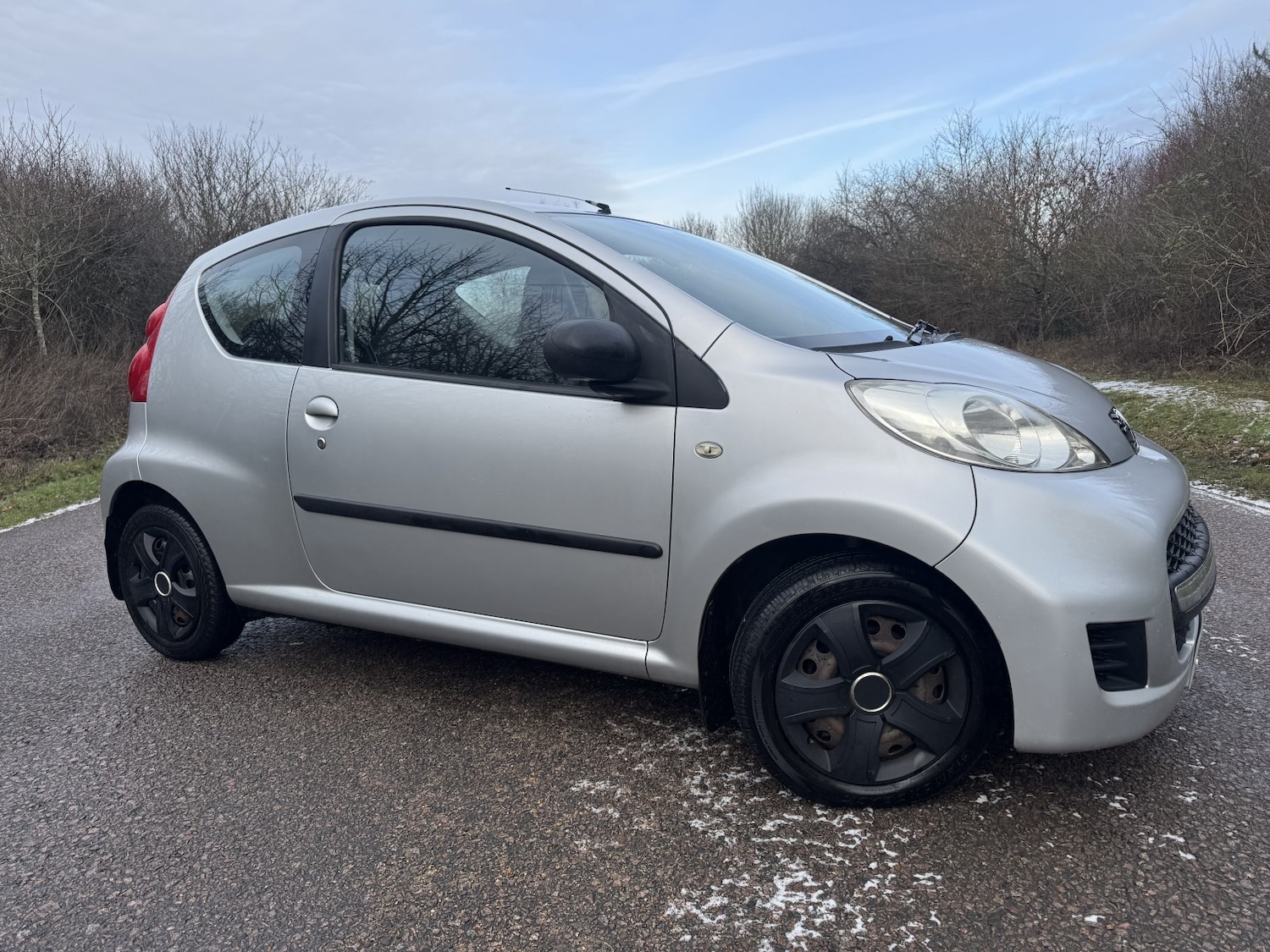 Used Peugeot 107 2011 for sale - 77233771: Photo 3