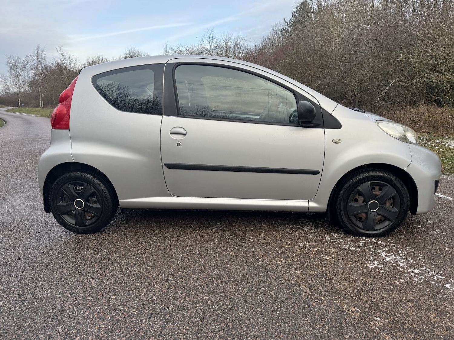 Used Peugeot 107 2011 for sale - 77233771: Photo 6