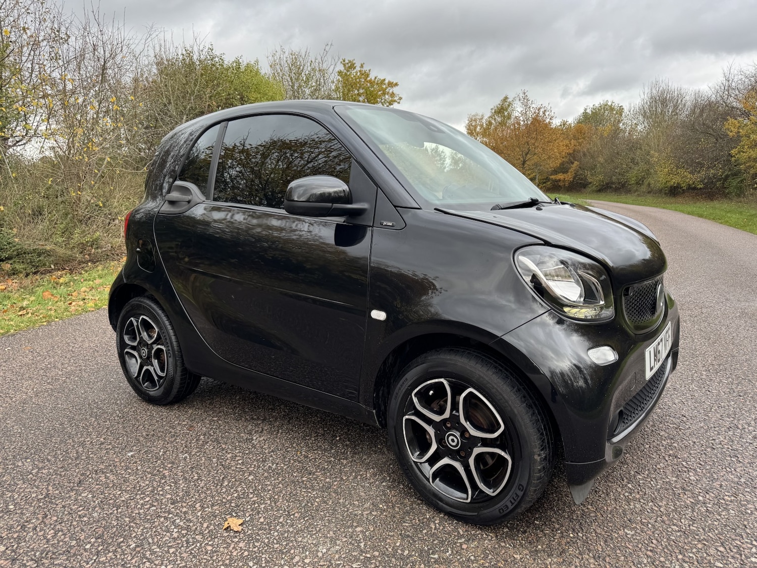 Used smart fortwo 2017 for sale - 76488642: Photo 1