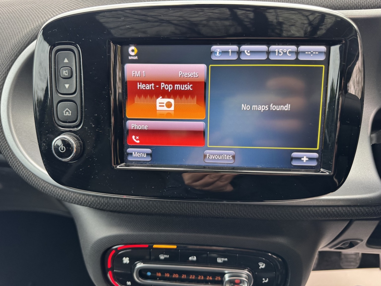 Used smart fortwo 2017 for sale - 76488642: Photo 15