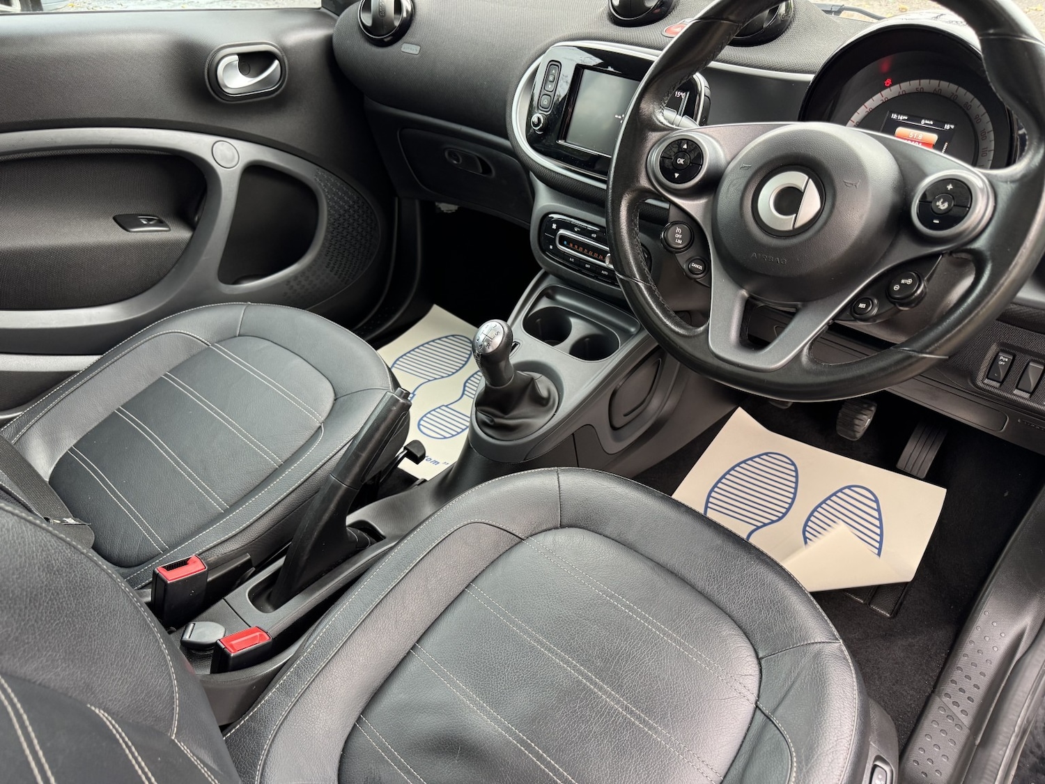 Used smart fortwo 2017 for sale - 76488642: Photo 24