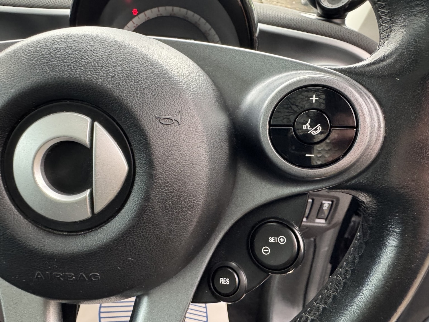 Used smart fortwo 2017 for sale - 76488642: Photo 27