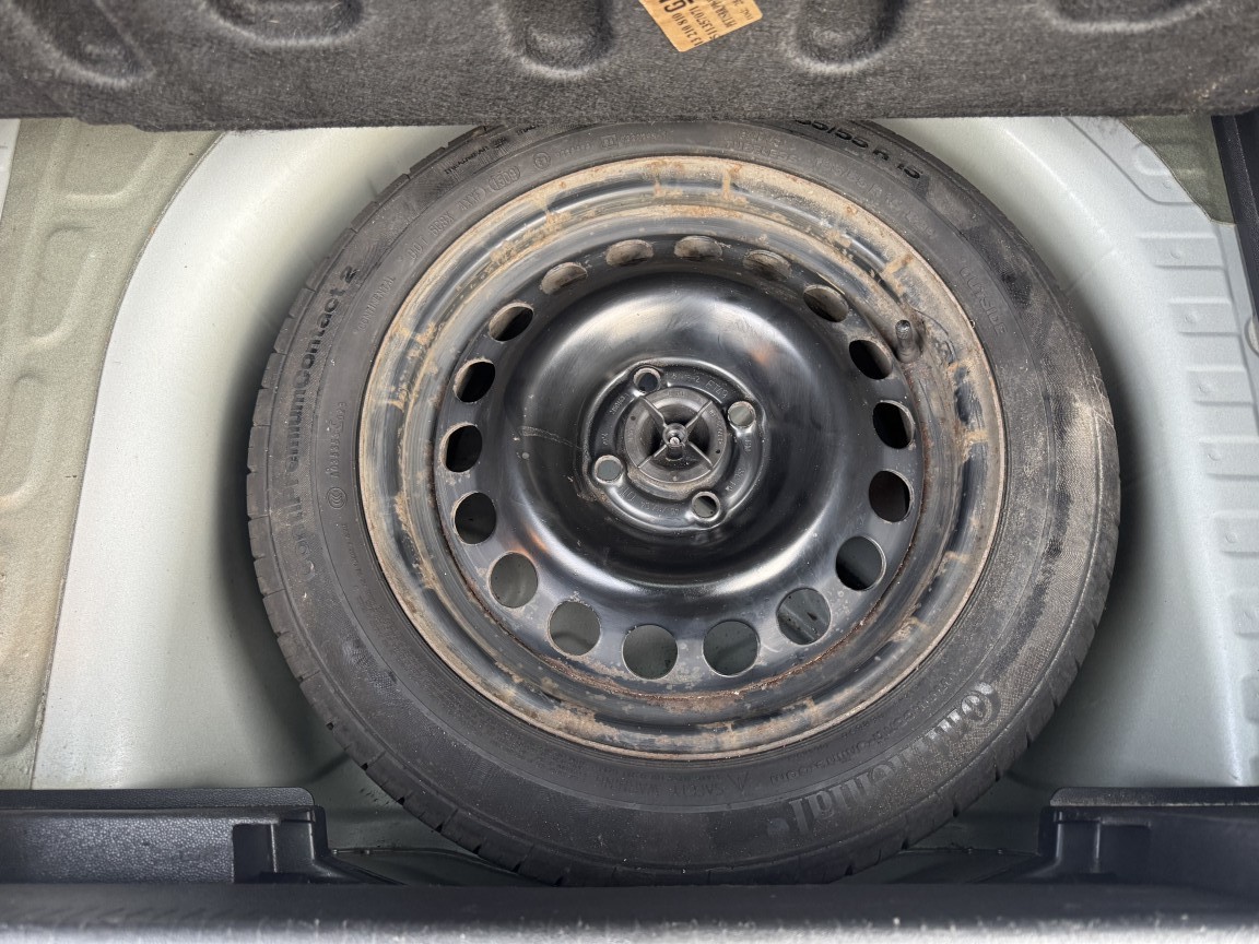 Used Vauxhall Corsa 2012 for sale - 76877610: Photo 38