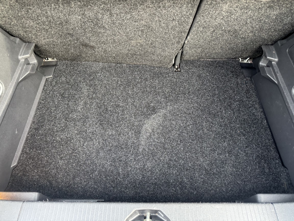 Used Vauxhall Corsa 2012 for sale - 76877610: Photo 39