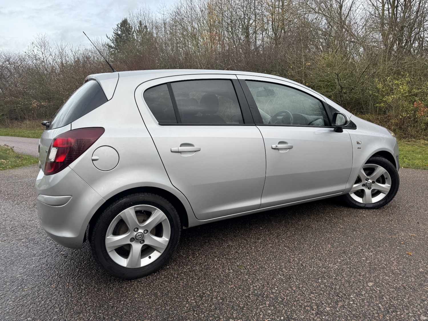 Used Vauxhall Corsa 2012 for sale - 76877610: Photo 6