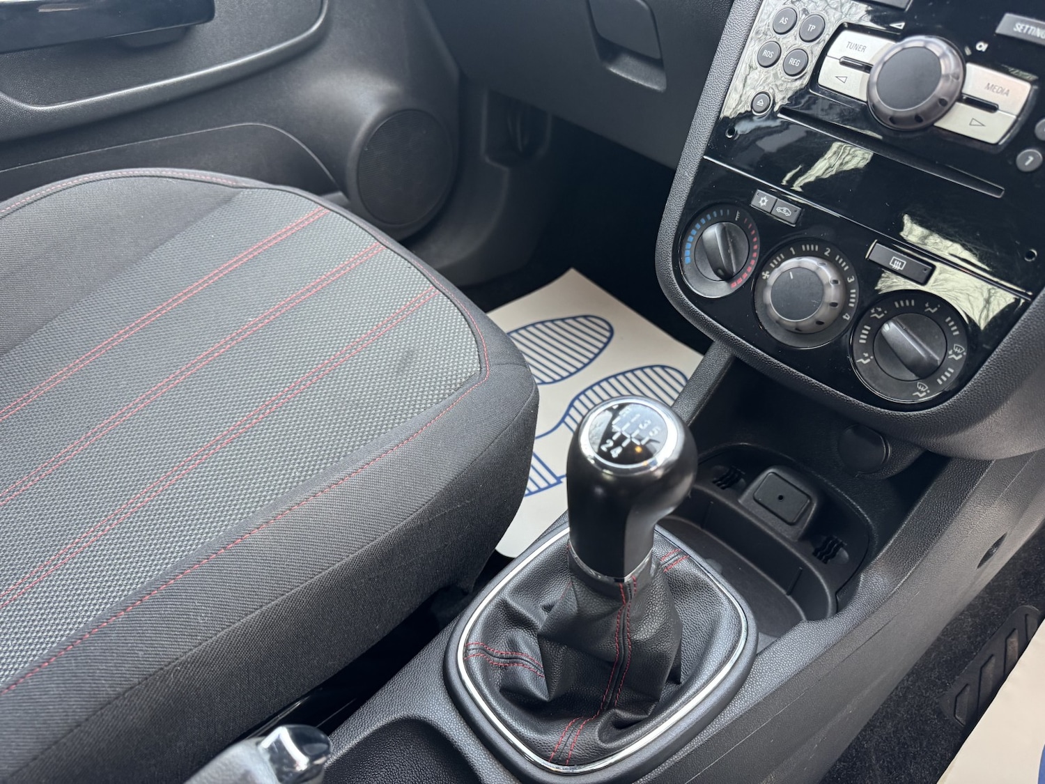 Used Vauxhall Corsa 2012 for sale - 76877610: Photo 9