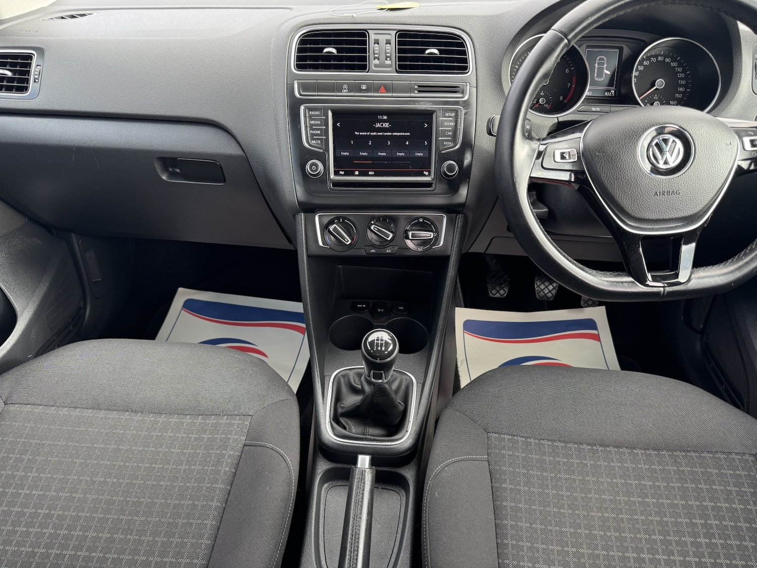 Used Volkswagen Polo 2016 for sale - 77453116: Photo 30