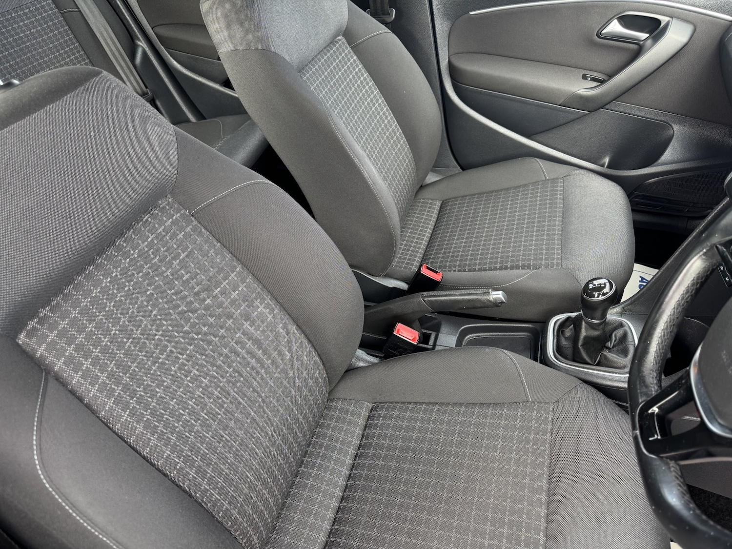 Used Volkswagen Polo 2016 for sale - 77453116: Photo 37