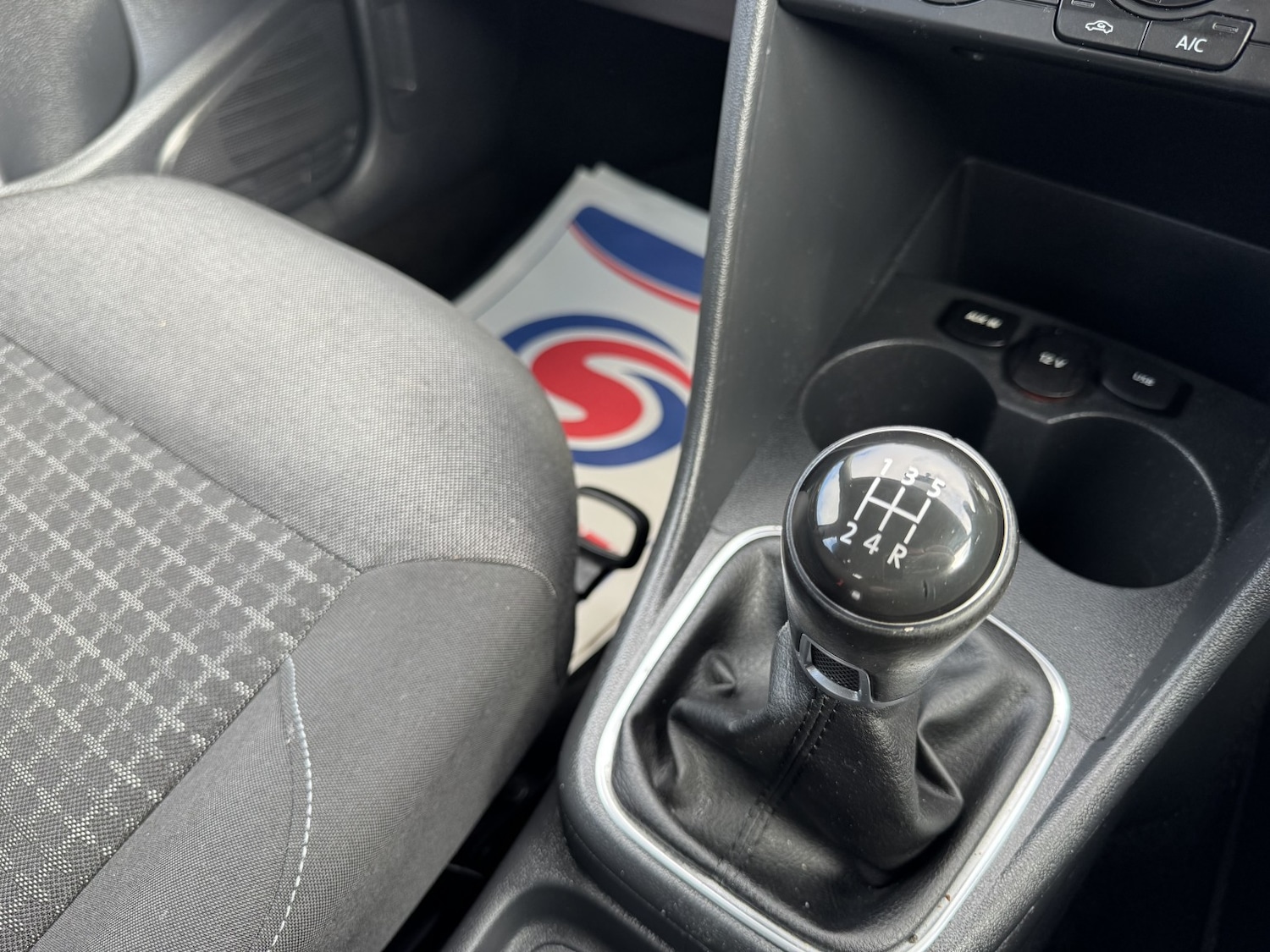 Used Volkswagen Polo 2016 for sale - 77453116: Photo 40