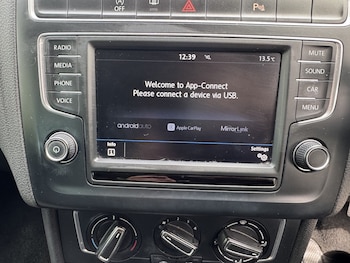 Used Volkswagen Polo 2017 for sale - 78149700: Photo