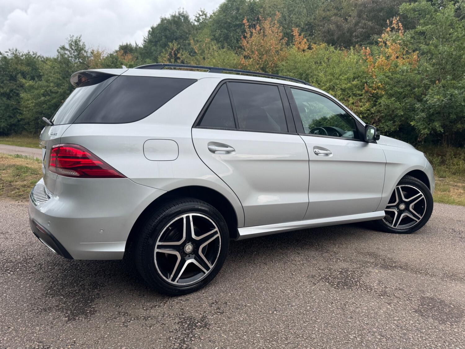 Used Mercedes-Benz GLE 2016 for sale - 76115833: Photo 3